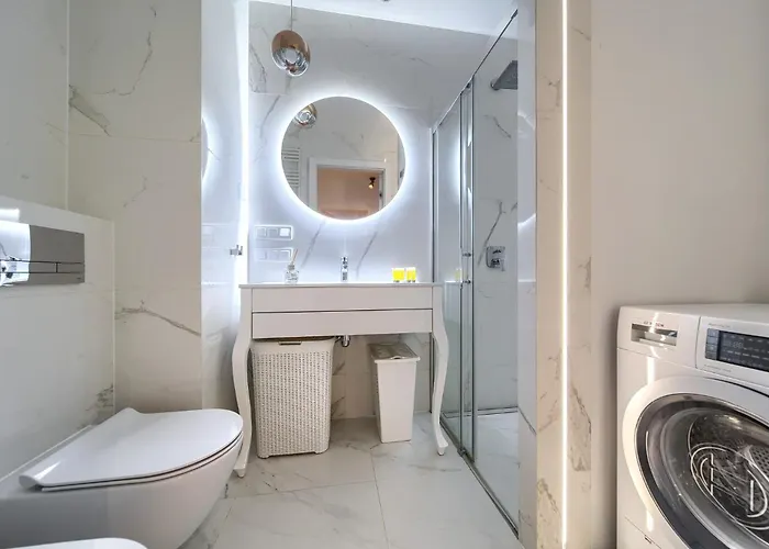 Apartment Zyndrama Centre Deluxe By Bookinghost Breslau