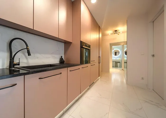 Апартаменты Zyndrama Centre Deluxe By Bookinghost