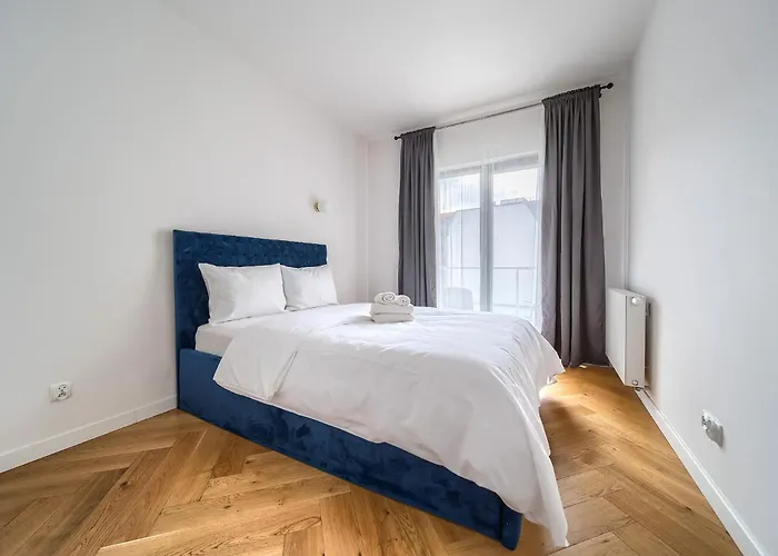 Apartment Zyndrama Centre Deluxe By Bookinghost Wroclaw